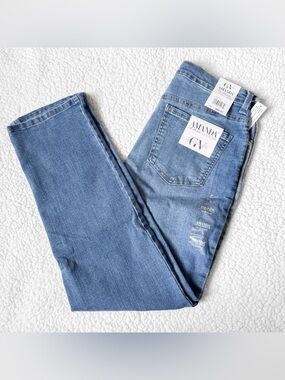 Gloria Vanderbilt Amanda Jeans in Medium Blue Wash